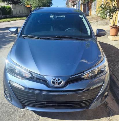 TOYOTA YARIS 1.5 16V FLEX SEDAN XLS MULTIDRIVE TOYOTA YARIS 1.5 16V FLEX SEDAN XLS MULTIDRIVE